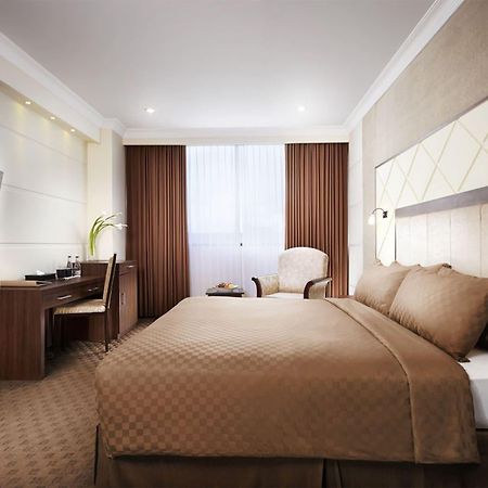 Singgasana Hotel มากาซาร์ ภายนอก รูปภาพ