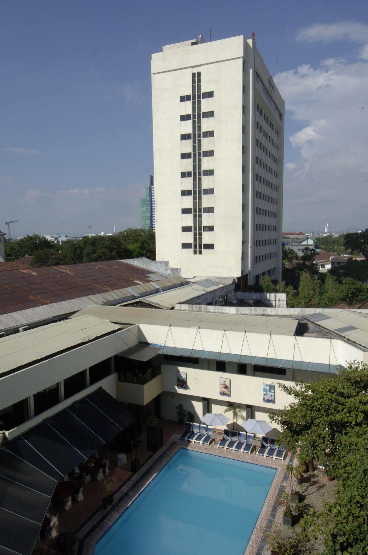 Singgasana Hotel มากาซาร์ ภายนอก รูปภาพ
